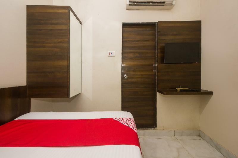 Oyo 8193 Hotel Pearl View Mumbai Exterior foto